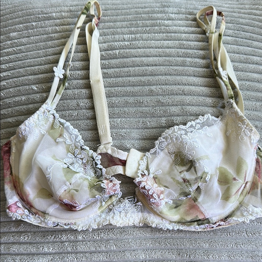 Floral Lace Underwire Bra
